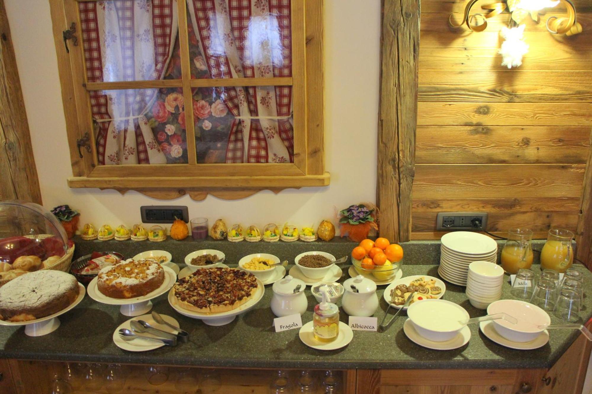 Agriturismo Ai Castioni Molveno Buitenkant foto